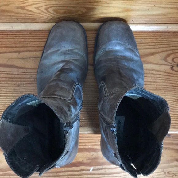 Steve Madden Leather Boots - Picture 4 of 4